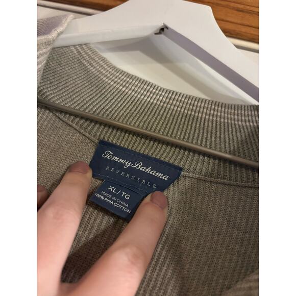 Tommy Bahama reversible quarter-zip sweatshirt size XL - Picture 2 of 3